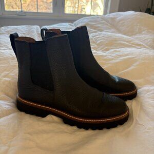 Madewell black pebble leather lug sole boots, womens size 9
